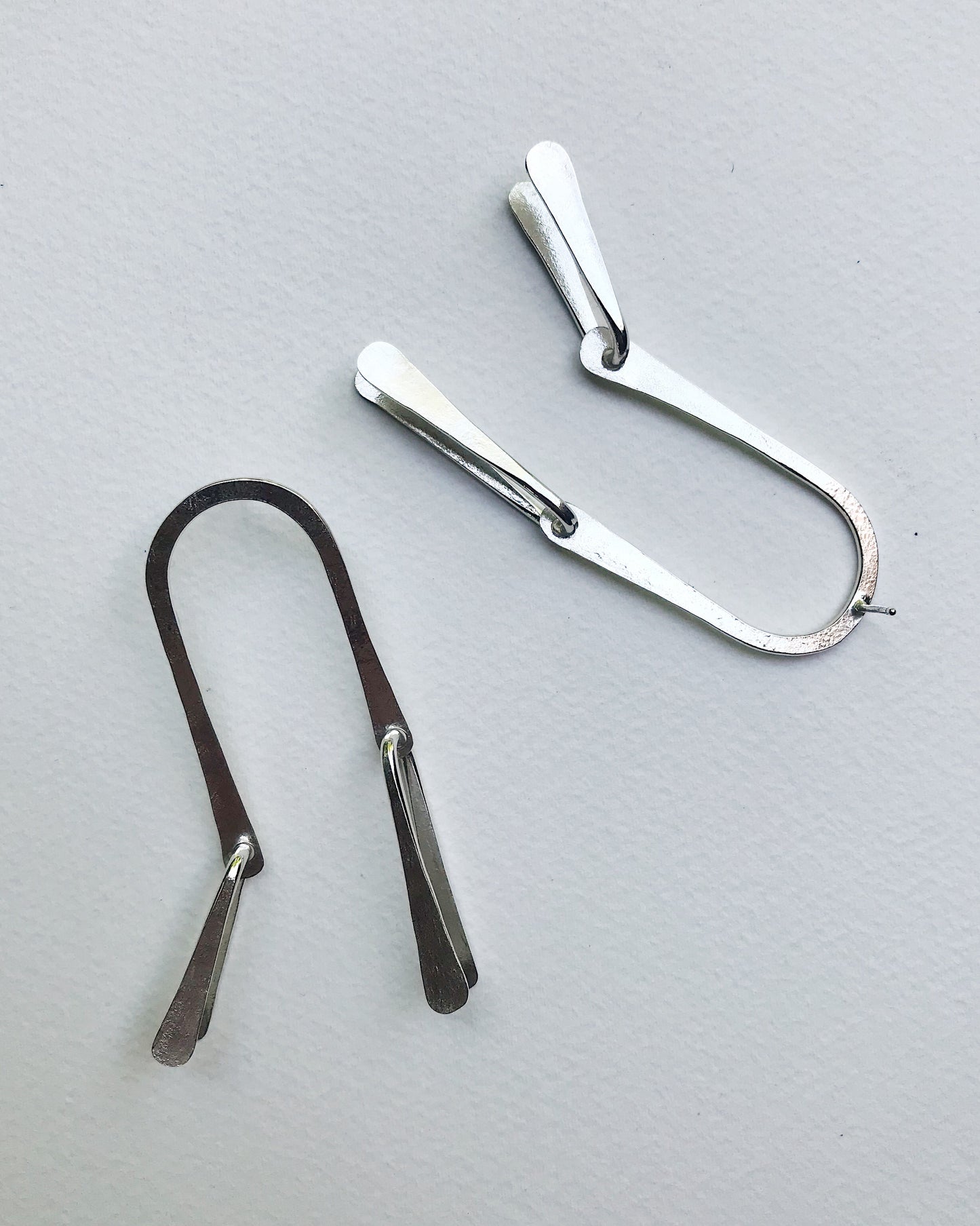 Pendientes con forma de punta de dedo