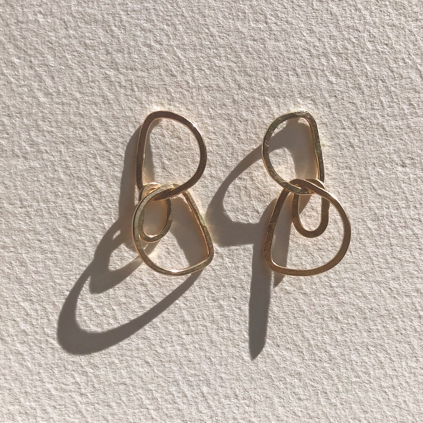 Pendientes pequeños "Possibly Maybe"