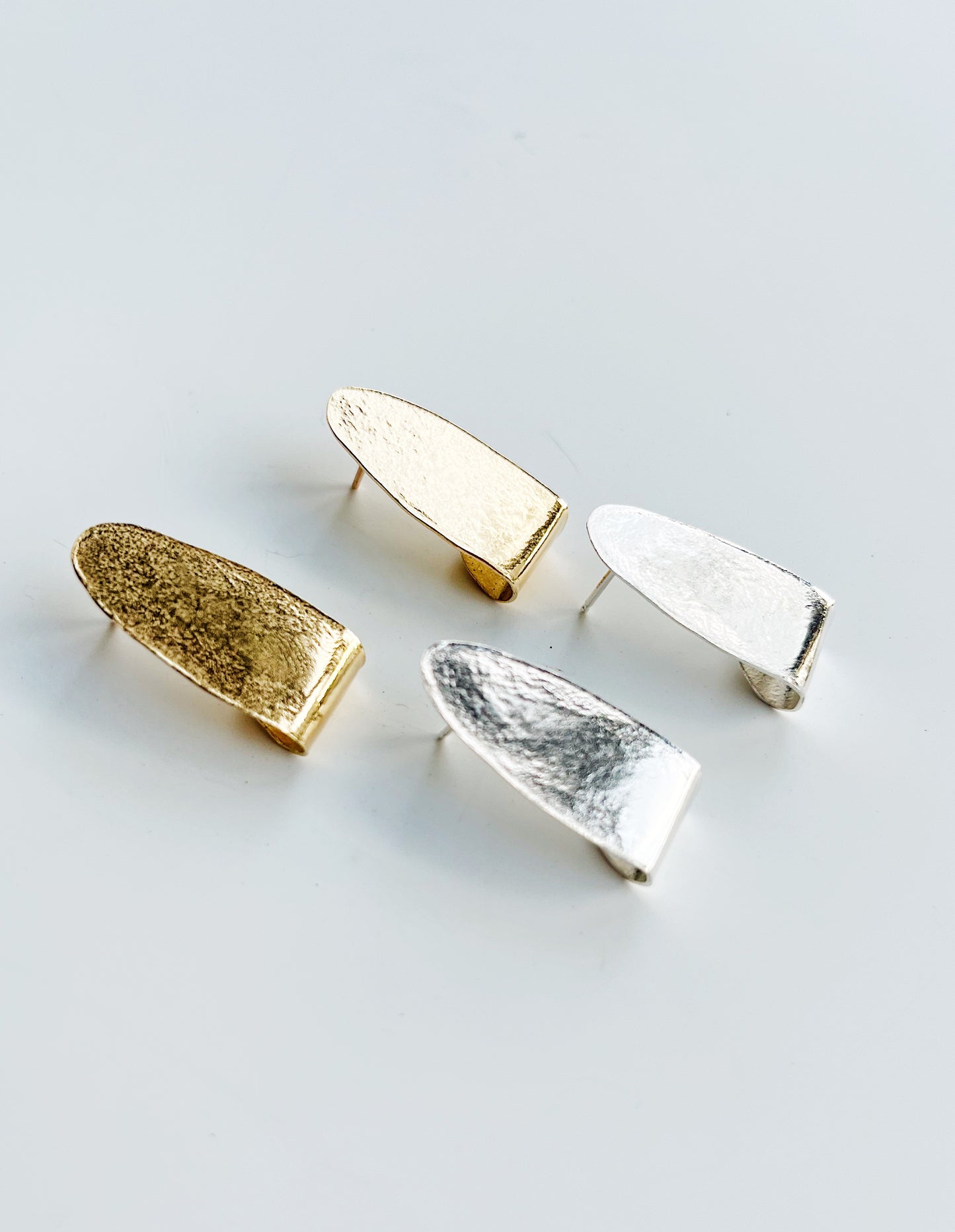 Entrance earrings