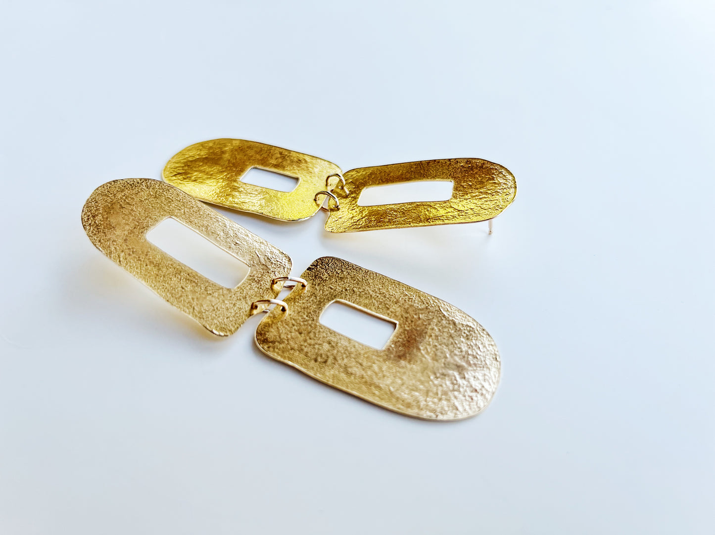 Window earrings