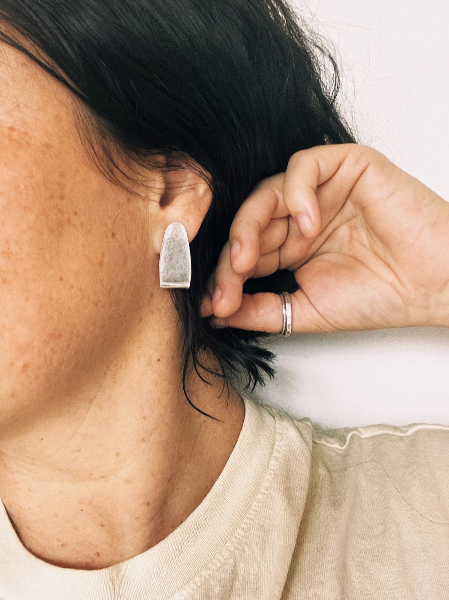 Entrance earrings